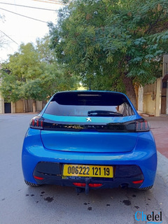 Peugeot 208 2021 - 4