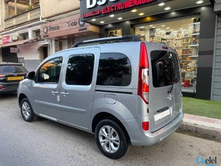 A Vendre Renault Kangoo 2022 - 3