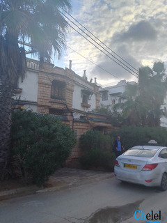 فيلا بالم بيتش زرالدة قريبة من البحر ومن اقامة الدولة - 4