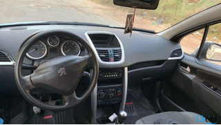 Peugeot 207 Fennec 2012 - 2